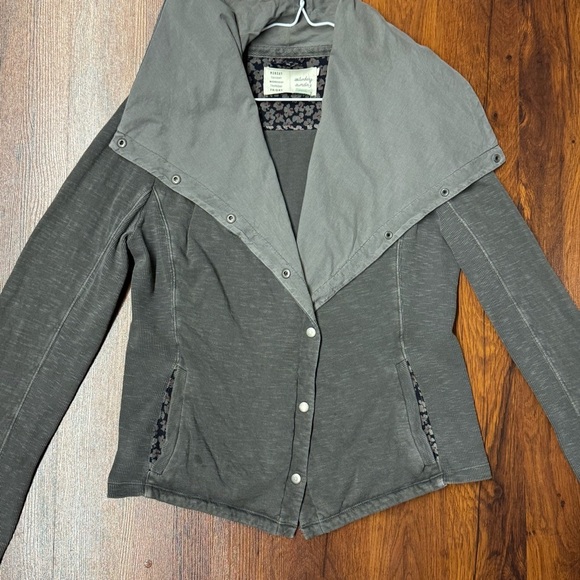 Saturday/Sunday by Anthropologie Grey Snap Collar Jacket Size S AS IS - Picture 2 of 10